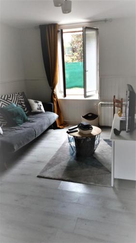 APPARTEMENT T2-T3 AVEC TERRASSE
