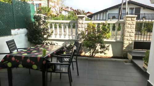 APPARTEMENT T2-T3 AVEC TERRASSE