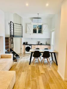 Appartement T3 , 650m du Palais des Festivals