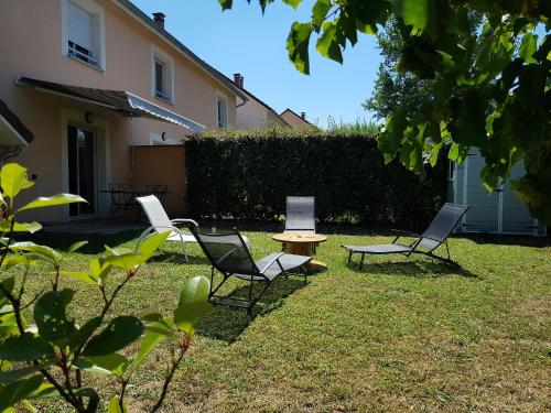 Appartement T3 à Belley au calme avec jardin privatif