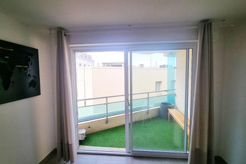 Appartement T3 Centre Ville / Clim / parking couchages