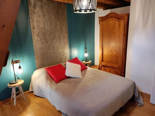 Appartement T3 Duplex Cures ou vacances, En plein Centre-ville Allée d'Ethigny