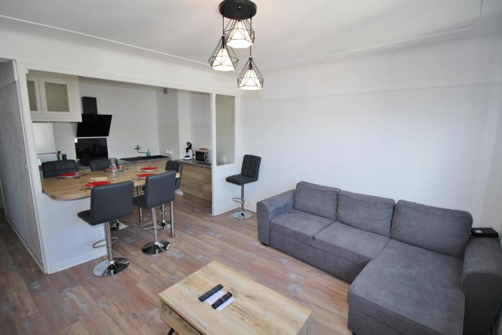 Appartement T3 entièrement rénové 3 Rue de la Fontaine, 65200 Bagnères-de-Bigorre