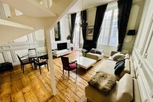 Appartement T4 au coeur du vieux Bordeaux proche de toutes commodités