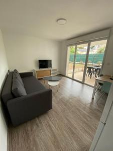 Appartement terrasse bord de Mer St Marc sur Mer