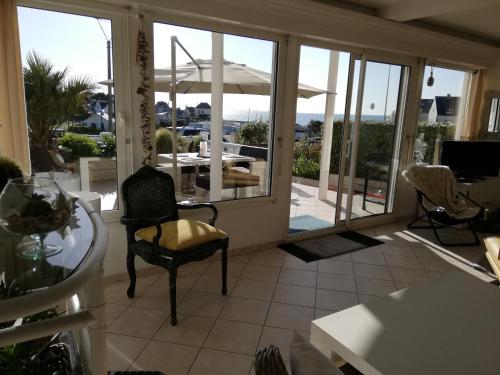 Appartement terrasse esprit loft vue sur mer