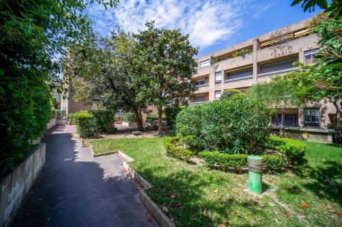 Appartement terrasse Vieux Port Cour Julien
