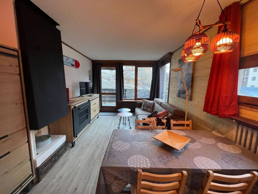 Appartement Tignes, 2 pièces, 4 personnes - FR-1-480-107 Le Val Claret, 73320 Tignes