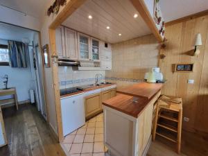 Appartement Appartement Tignes, 2 pièces, 5 personnes - FR-1-449-23 Le Val-Claret -  - 73320 Tignes Rhône-Alpes