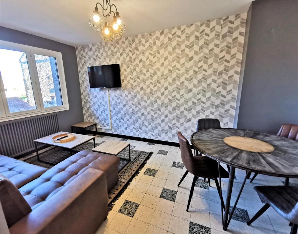 Appartement Appartement tout confort refait à neuf 38 Rue Félix Mathé 03000 Moulins