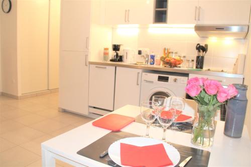 Appartement tout équipé, cosy (1 station de Paris)