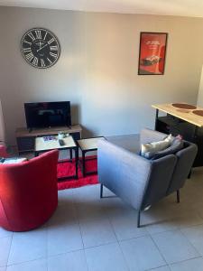 Appartement APPARTEMENT TOUT ÉQUIPÉ ESPRIT 24H DU MANS 35 rue des ponts neufs 72100 Le Mans Pays de la Loire