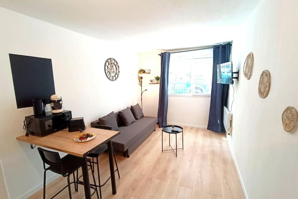 Appartement tout équipe wifi à 6 min St Charles 58 Rue de Crimée, 13003 Marseille