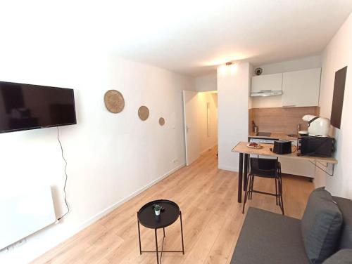 Appartement tout équipe wifi à 6 min St Charles