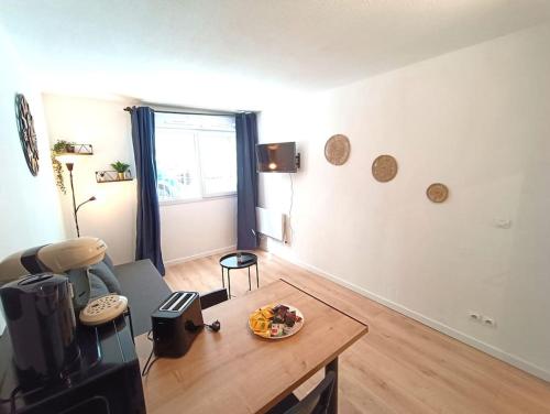 Appartement tout équipe wifi à 6 min St Charles