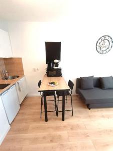 Appartement tout équipe wifi à 6 min St Charles