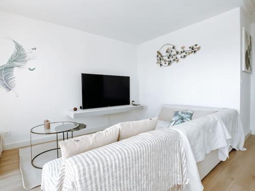 Appartement type industriel dans cadre provençal