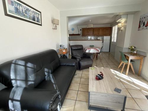 Appartement Uhart-Cize, 3 pièces, 2 personnes - FR-1-384-114
