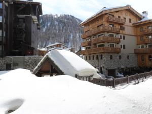 Appartement Appartement Val-d'Isère, 2 pièces, 4 personnes - FR-1-694-207 12-38 PLACE DES DOLOMITES 73150 Val dʼIsère Rhône-Alpes