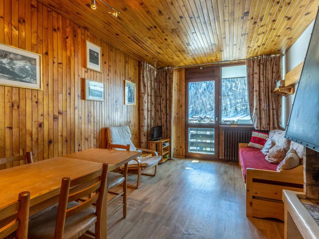 Appartement Appartement Val-d'Isère, 2 pièces, 4 personnes - FR-1-694-241 362 MONTEE DU THOVEX 73150 Val dʼIsère