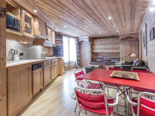 Appartement Val-d'Isère, 2 pièces, 4 personnes - FR-1-694-80