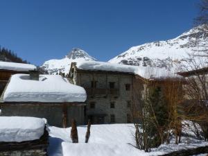 Appartement Appartement Val-d'Isère, 2 pièces, 6 personnes - FR-1-694-310 282 AVENUE DU PRARIOND 73150 Val dʼIsère Rhône-Alpes