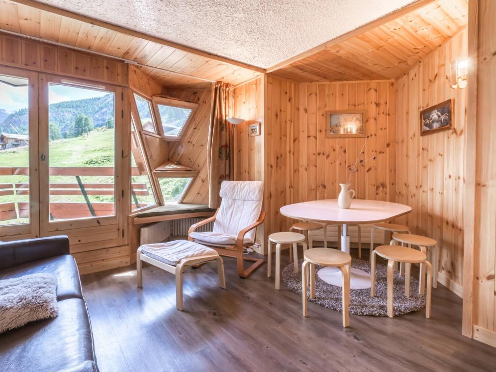 Appartement Appartement Val-d'Isère, 3 pièces, 6 personnes - FR-1-694-111 340 RUE DU ROSOLEIL LA DAILLE 73150 Val dʼIsère