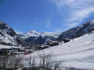 Appartement Appartement Val-d'Isère, 3 pièces, 6 personnes - FR-1-694-118 340 RUE DU ROSOLEIL LA DAILLE 73150 Val dʼIsère Rhône-Alpes