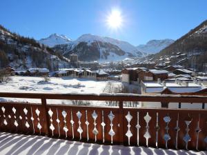 Appartement Appartement Val-d'Isère, 3 pièces, 6 personnes - FR-1-694-24 168 CHEMIN DU CRET 73150 Val dʼIsère Rhône-Alpes