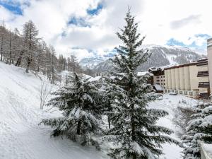 Appartement Val-d'Isère, 3 pièces, 6 personnes - FR-1-694-27