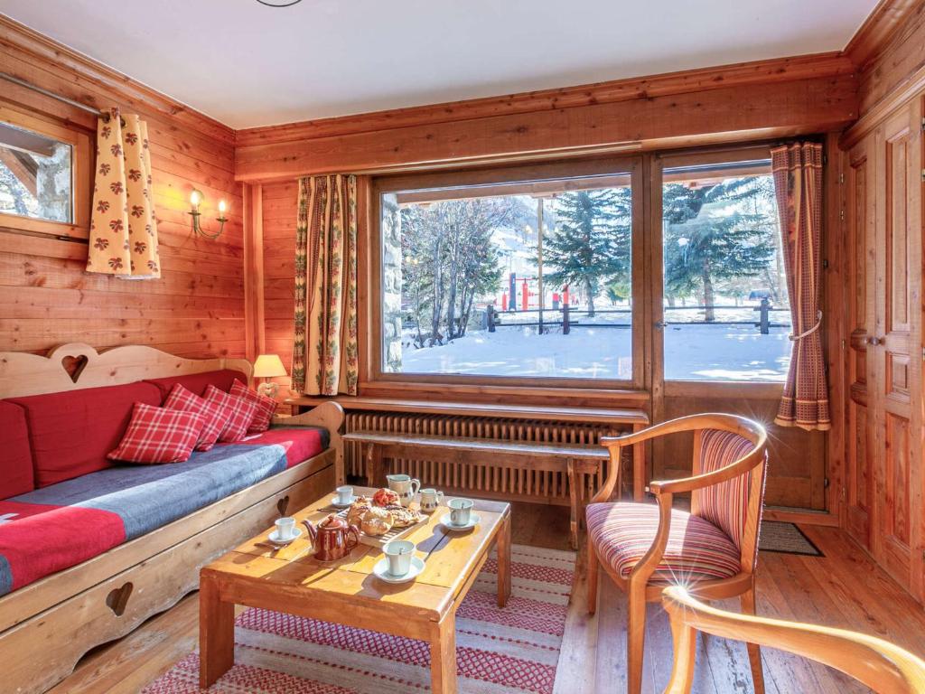 Appartement Appartement Val-d'Isère, 3 pièces, 8 personnes - FR-1-694-122 315 RUE DU PARC DES SPORTS 73150 Val dʼIsère