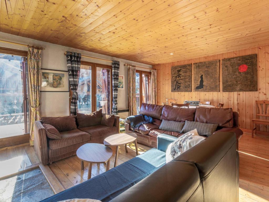 Appartement Appartement Val-d'Isère, 4 pièces, 5 personnes - FR-1-519-33 Avenue Olympique Quartier de l'Illaz 73150 Val dʼIsère