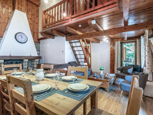 Appartement Val-d'Isère, 4 pièces, 8 personnes - FR-1-694-77