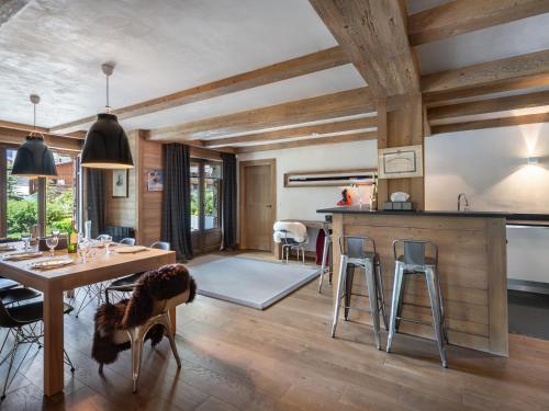 Appartement Val-d'Isère, 5 pièces, 8 personnes - FR-1-567-37