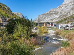 Appartement Val-d'Isère, 5 pièces, 8 personnes - FR-1-694-92