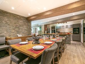 Appartement Val-d'Isère, 6 pièces, 10 personnes - FR-1-694-5