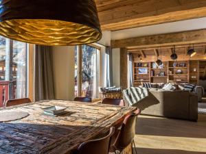 Appartement Val-d'Isère, 6 pièces, 8 personnes - FR-1-694-23