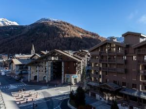 Appartement Appartement Val-d'Isère, 6 pièces, 8 personnes - FR-1-694-23 1035 AVENUE OLYMPIQUE 73150 Val dʼIsère Rhône-Alpes