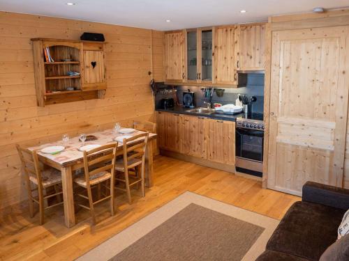 Appartement Val Thorens, 2 pièces, 4 personnes - FR-1-637-32