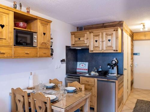 Appartement Val Thorens, 2 pièces, 4 personnes - FR-1-637-51