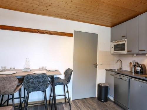 Appartement Val Thorens, 3 pièces, 5 personnes - FR-1-637-13