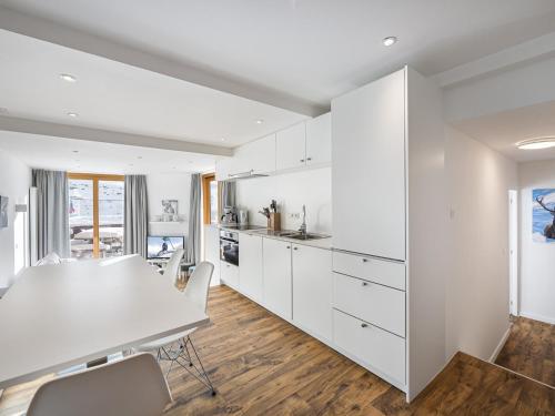 Appartement Val Thorens, 3 pièces, 6 personnes - FR-1-640-23