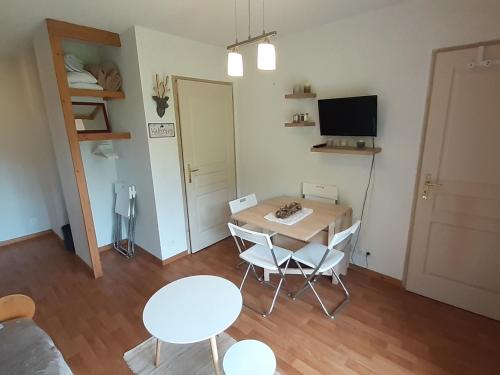 Appartement Valfréjus, 2 pièces, 4 personnes - FR-1-265-331