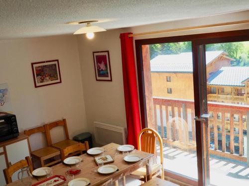 Appartement Valfréjus, 5 pièces, 10 personnes - FR-1-468-14
