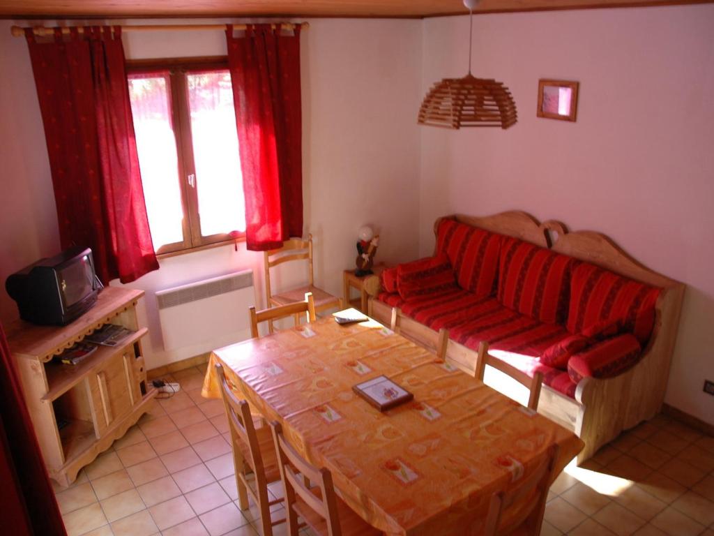 Appartement Appartement Valloire, 3 pièces, 6 personnes - FR-1-263-77 Avenue De La Vallee D'Or -  - 73450 Valloire