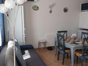 Appartement Valras-Plage, 2 pièces, 4 personnes - FR-1-701-22