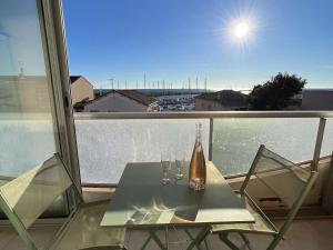 Appartement Appartement Valras-Plage, 2 pièces, 4 personnes - FR-1-701-37 25 BOULEVARD JEAN DAUGA BAT A APPT 13 AU 3EME ETAGE 34350 Valras-Plage Languedoc-Roussillon