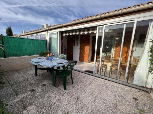 Appartement Valras-Plage, 2 pièces, 5 personnes - FR-1-701-36