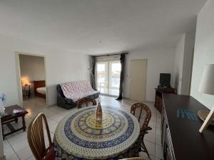 Appartement Valras-Plage, 3 pièces, 6 personnes - FR-1-701-12