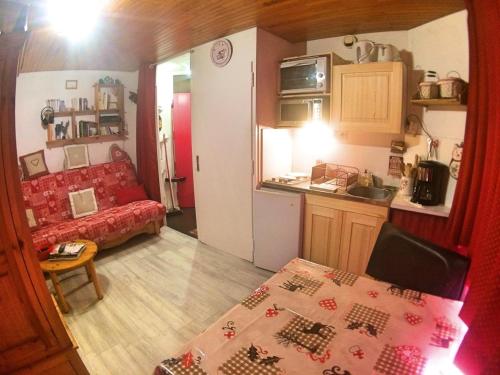 Appartement Vars, 1 pièce, 2 personnes - FR-1-330B-26